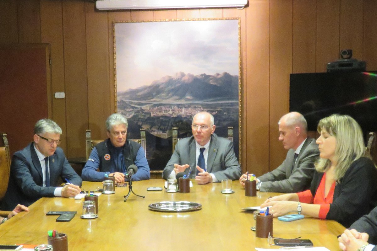 Renzo Testolin con Pio Porretta e gli assessori regionali di Alliance Valdôtaine