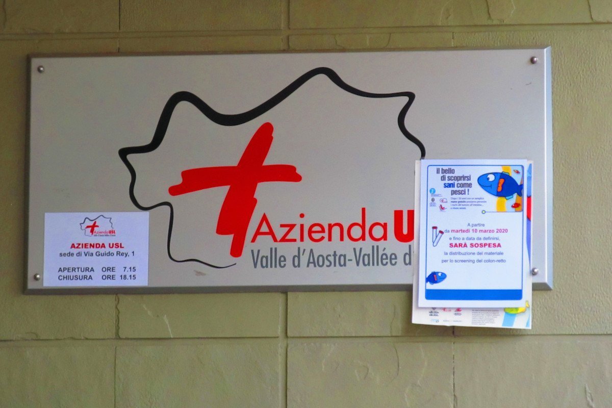 L'insegna dell'Azienda Usl, ad Aosta