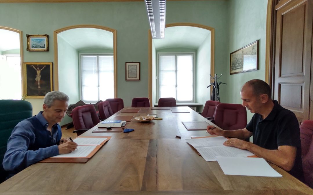 Firmati due accordi di collaborazione tra Comune di Aosta ed Ivat per la valorizzazione dell’artigianato di tradizione