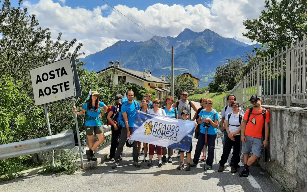 Sono in Valle d’Aosta i dodici pellegrini della staffetta “Road to Rome”, partita a giugno da Canterbury che arriverà il 18 ottobre a Santa Maria di Leuca