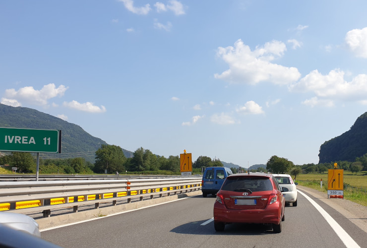 Code sull'autostrada A5 nei pressi di Quincinetto