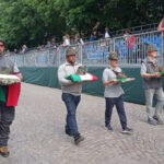 Gli alpini valdostani durante la sfilata all'Adunata nazionale di Biella