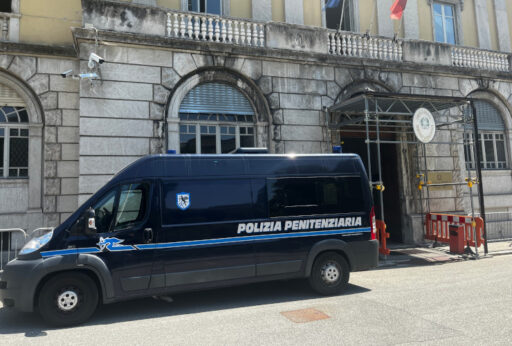 Il tribunale di Aosta durante il processo per l'omicidio di Auriane Laisne