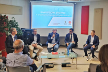 Un momento della conferenza stampa sulla 'Rivoluzione digitale' con i progetti del Pnrr e del Fesr