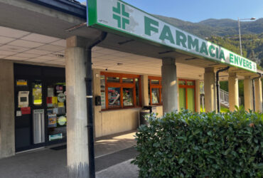 La farmacia 'Envers' al Pont Suaz a Charvensod