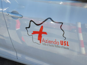 Il dettaglio di un veicolo dell'Azienda Usl della Valle d'Aosta
