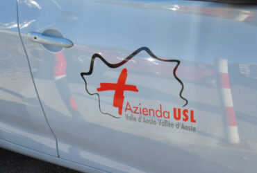Il dettaglio di un veicolo dell'Azienda Usl della Valle d'Aosta