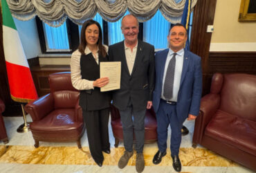 La deputata Vanessa Cattoi, relatrice della DDL sulla montagna, il ministro Roberto Calderoli ed il deputato valdostano Franco Manes
