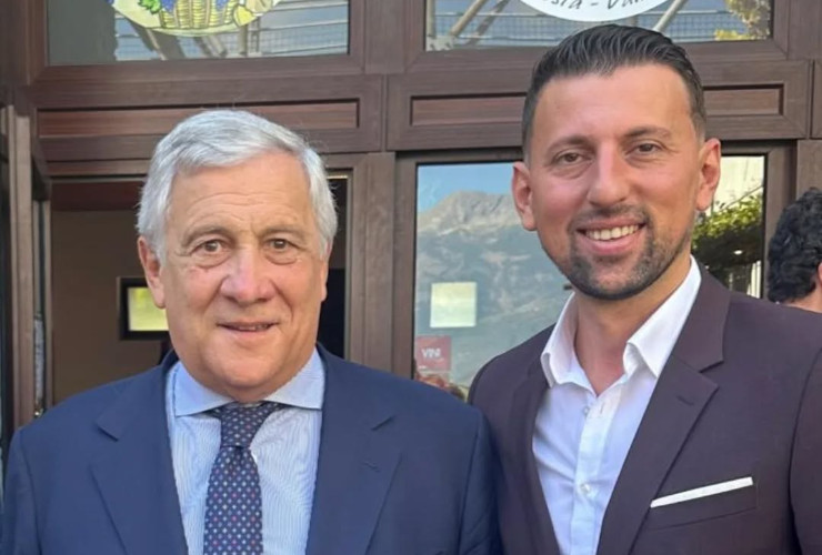 Tati Mehmeti, il più votato di Forza Italia per il Consiglio comunale di Aosta, con Antonio Tajani