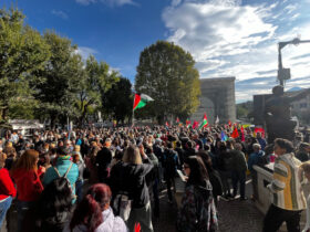 Il presidio della Cgil per Gaza in piazza Arco d'Augusto ad Aosta