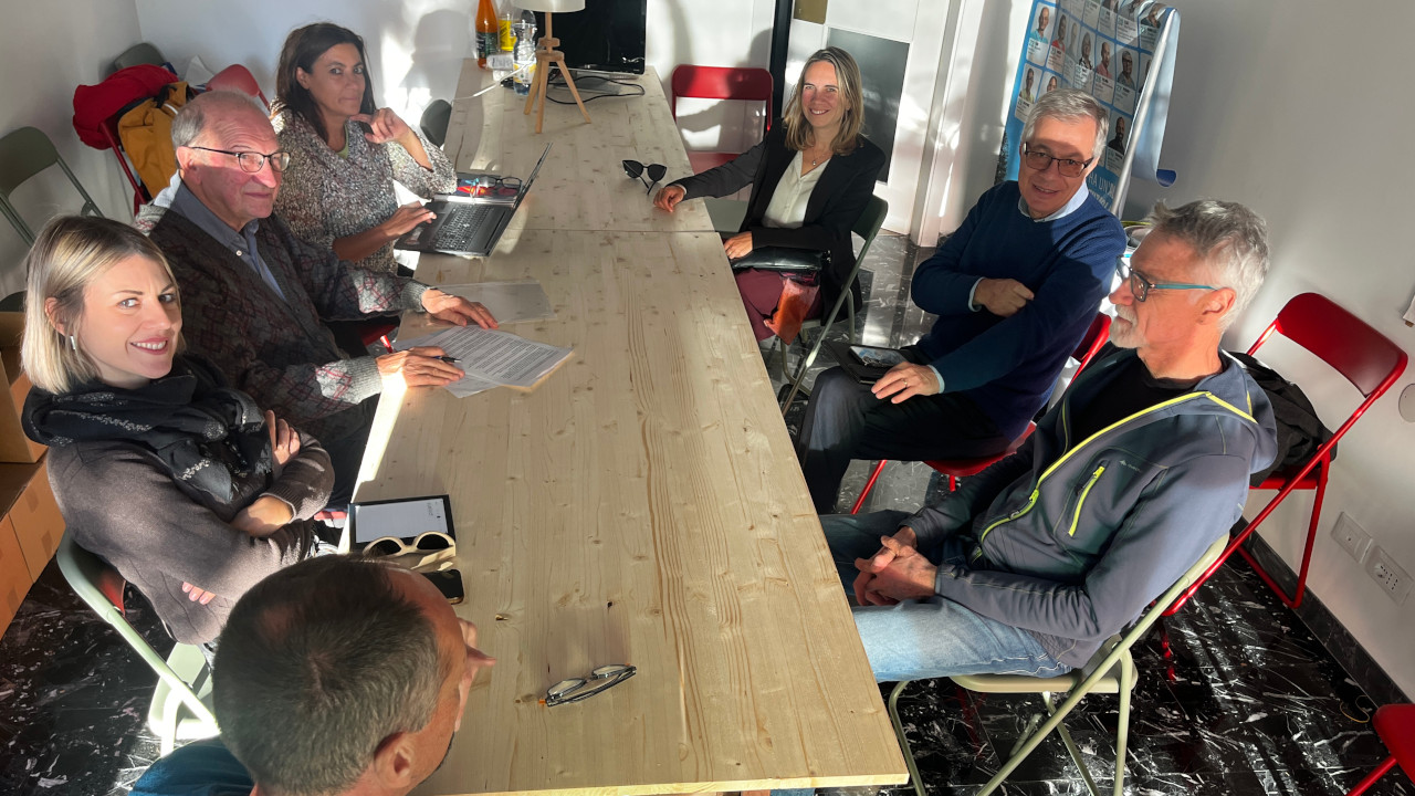 L'incontro nella sede di AVS - Rete Civica VdA con Raffaele Rocco e Valeria Fadda