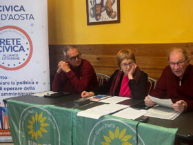 Massimiliano Kratter, Chiara Minelli ed Elio Riccarand di AVS - Rete Civica VdA