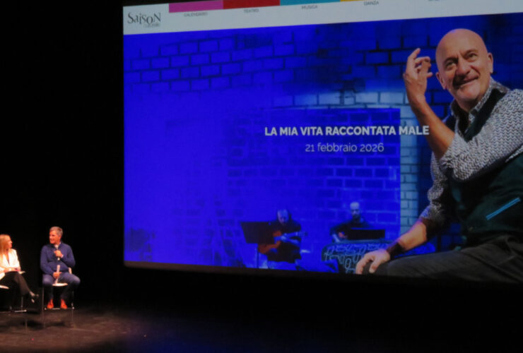 Un momento della presentazione della Saison Culturelle 2025-2026 al Teatro Splendor di Aosta
