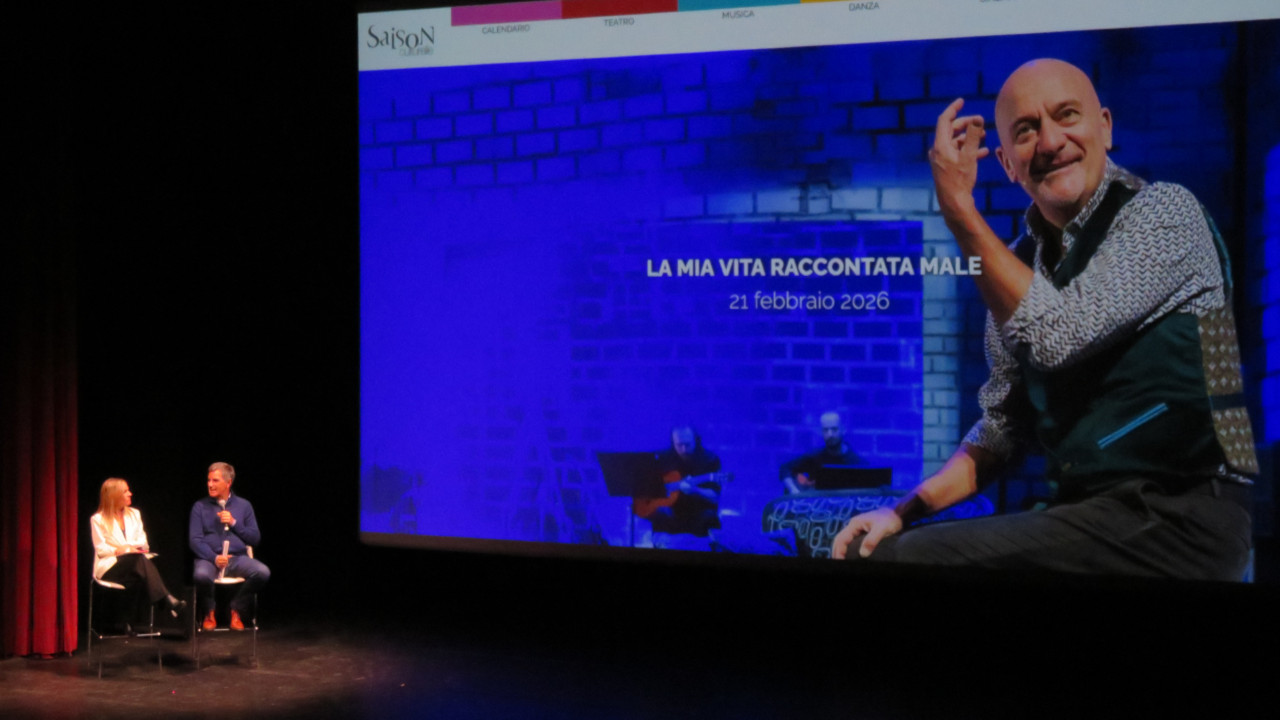 Un momento della presentazione della Saison Culturelle 2025-2026 al Teatro Splendor di Aosta