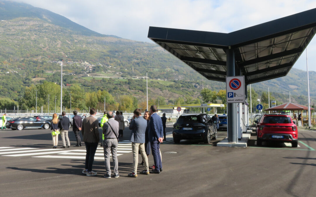 A Les Iles la prima stazione autostradale in Italia dedicata solo ai veicoli elettrici
