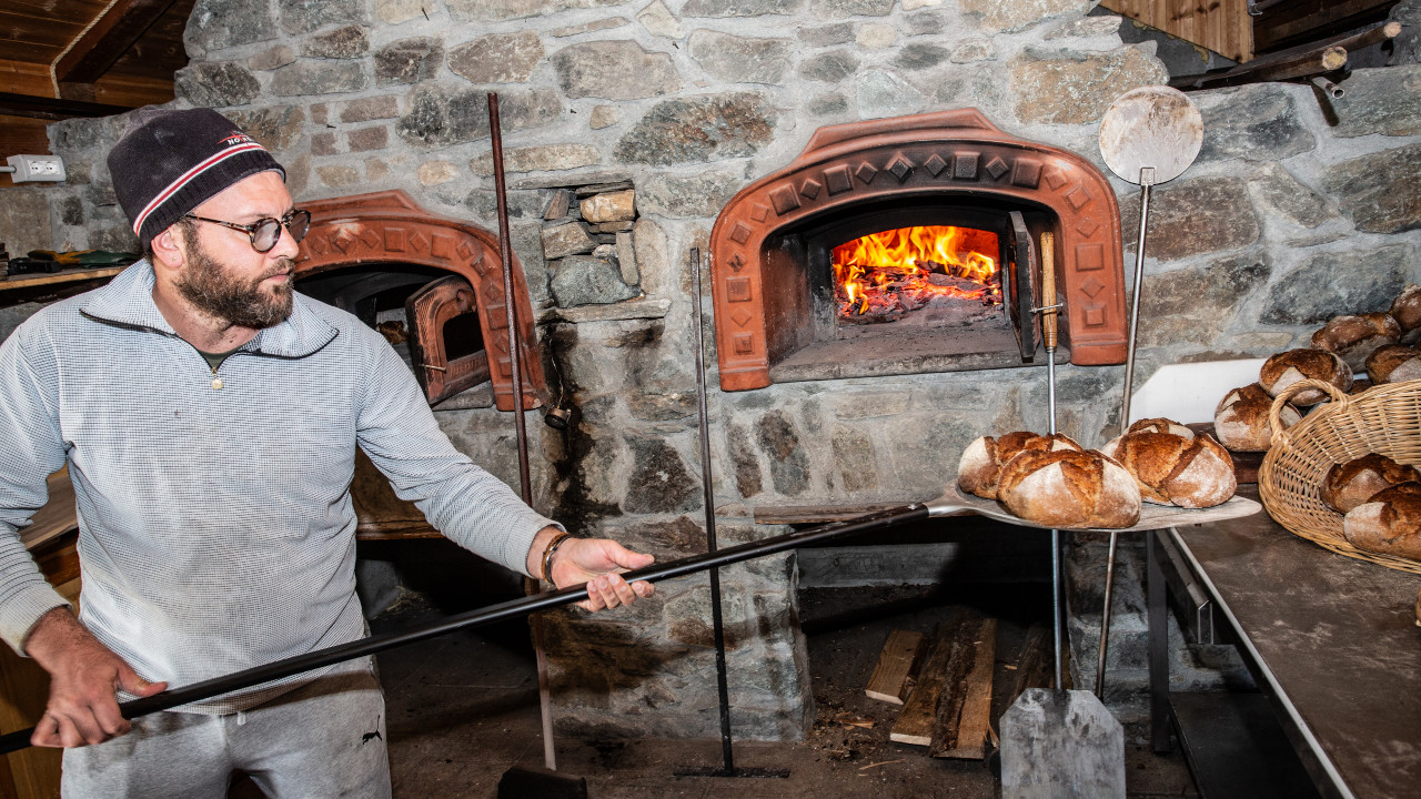 La cottura del pane nero