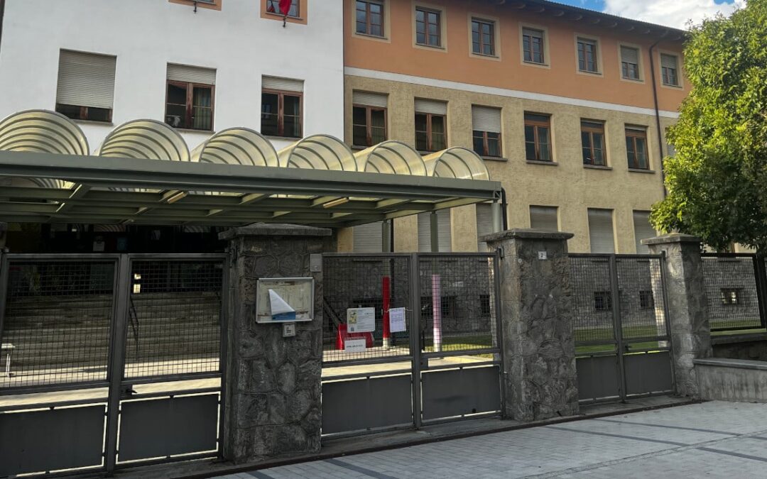 Arrestato ad Aosta un 29enne dopo un’aggressione in un bar: ferito un poliziotto