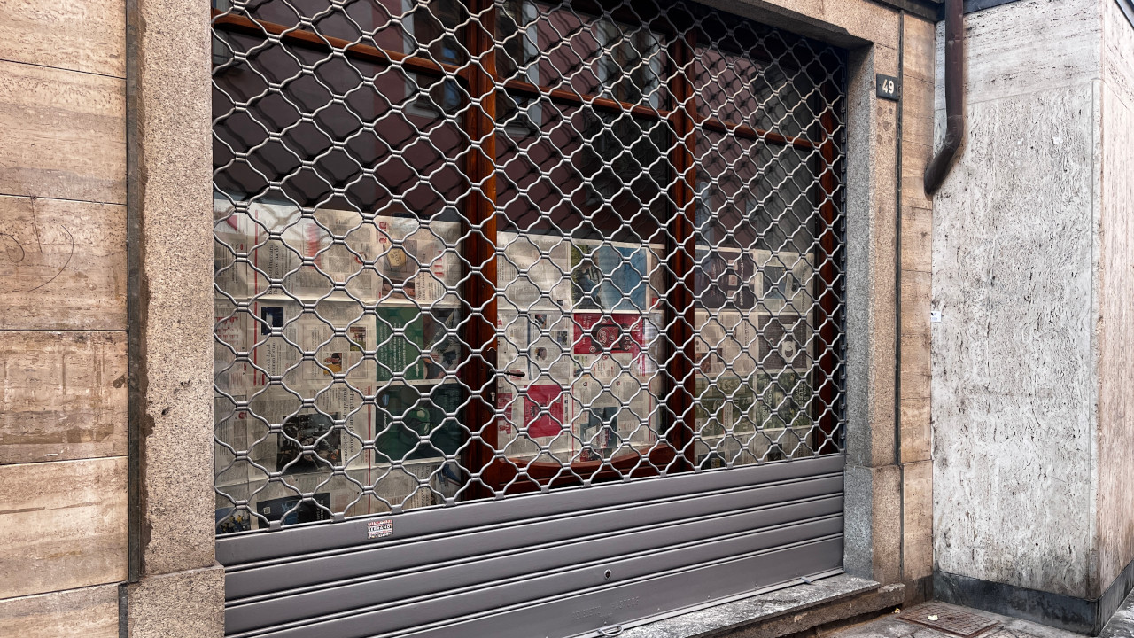 Un'attività chiusa ad Aosta