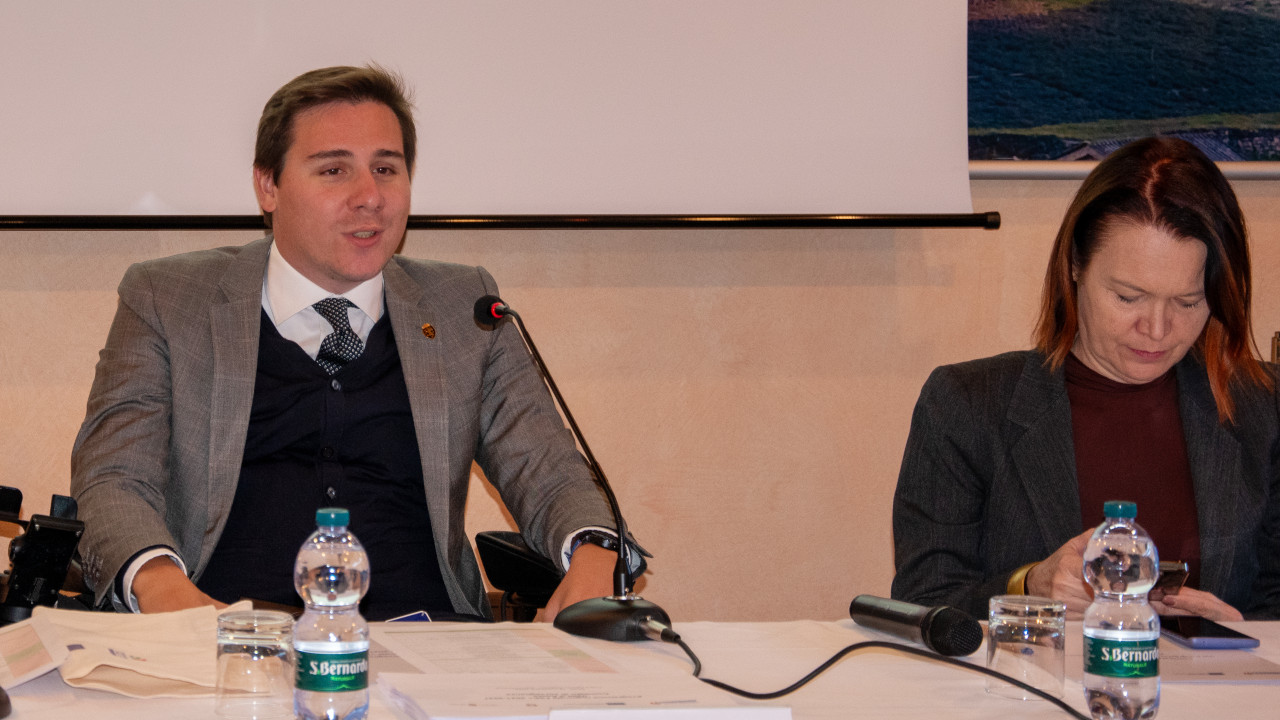 L'assessore Leonardo Lotto insieme a Marianna D'Angelo, responsabile dell'Unità di missione per il Coordinamento delle attività di gestione degli interventi previsti nel Pnrr