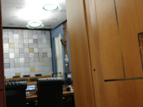 L'ingresso dell'aula del Consiglio regionale della Valle d'Aosta