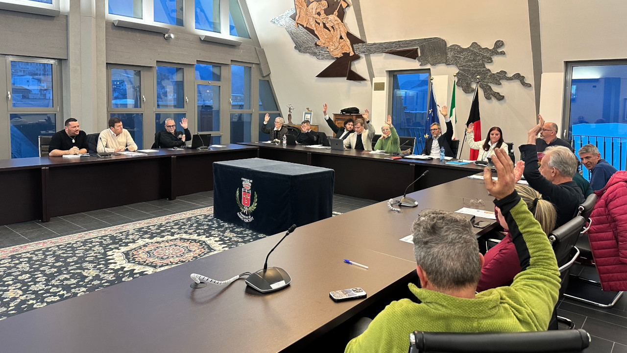 La riunione del Consiglio comunale di Saint-Vincent del 16 dicembre 2025