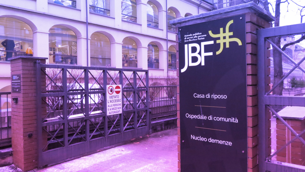 L'ingresso del J.B. Festaz