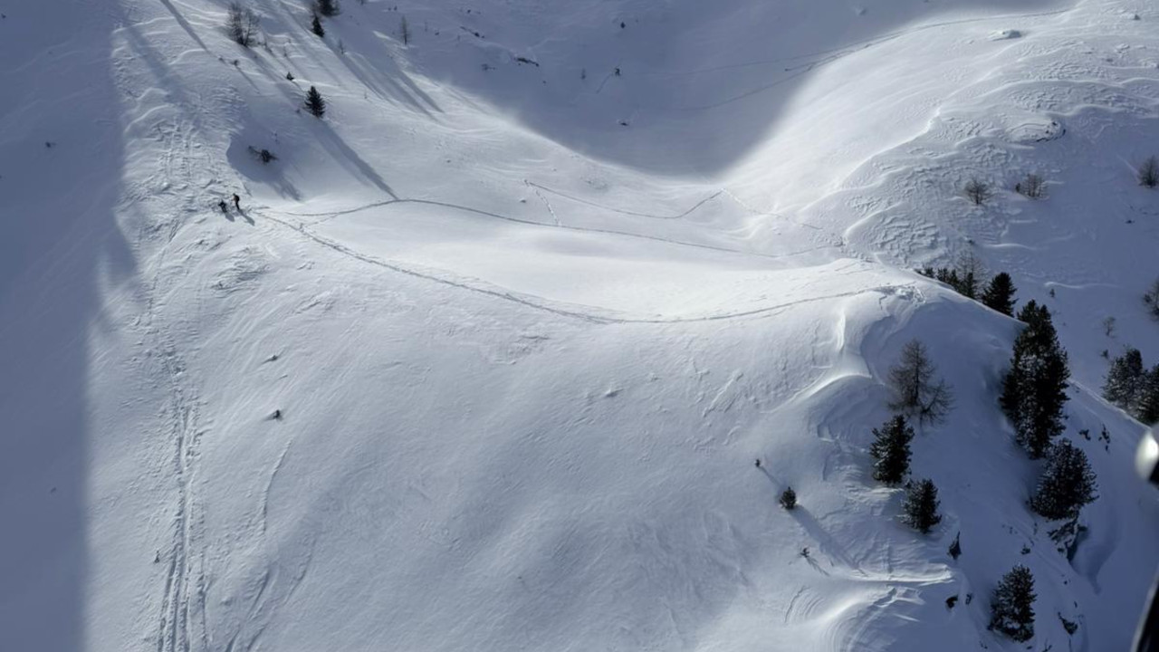 La zona del Pointe de la Pierre interessata dalla valanga