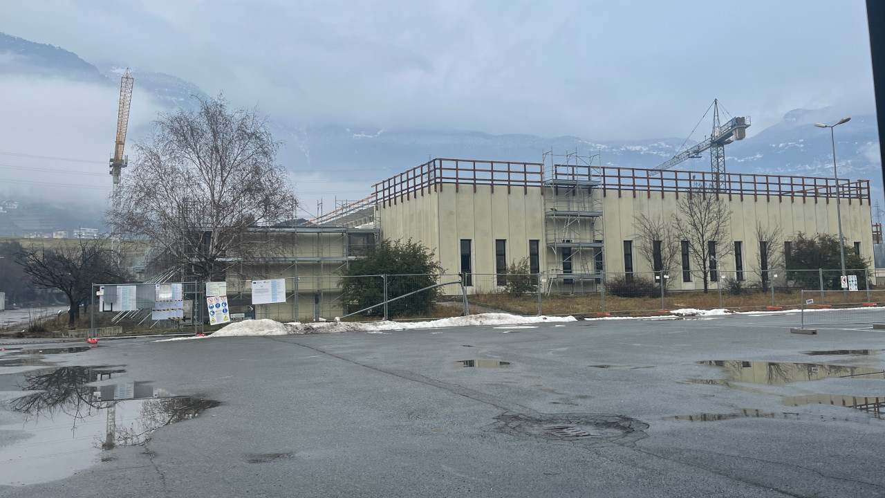 L'ex 'Tecdis' di Châtillon in fase di ristrutturazione per il il progetto 'Crea' di Cva