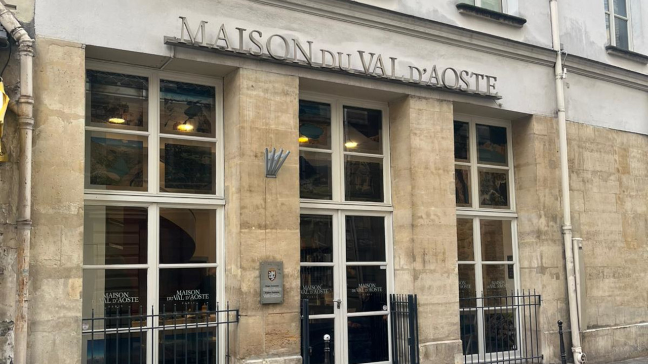 HOMEPAGE 23 La 'Maison du Val d'Aoste' a Parigi