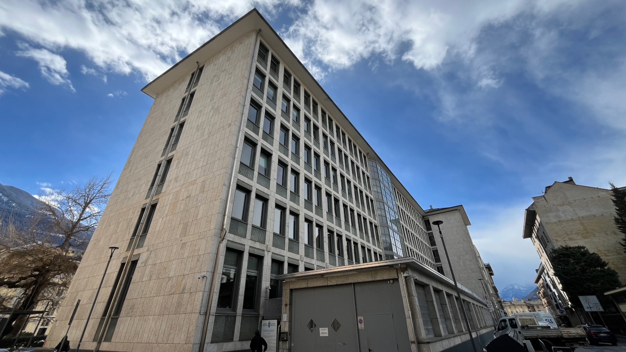 Il retro di Palazzo regionale