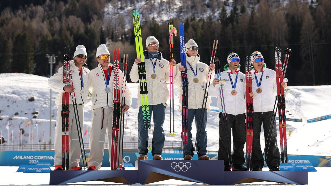 Il podio della team sprint di fondo, Norvegia, Stati Uniti ed Italia