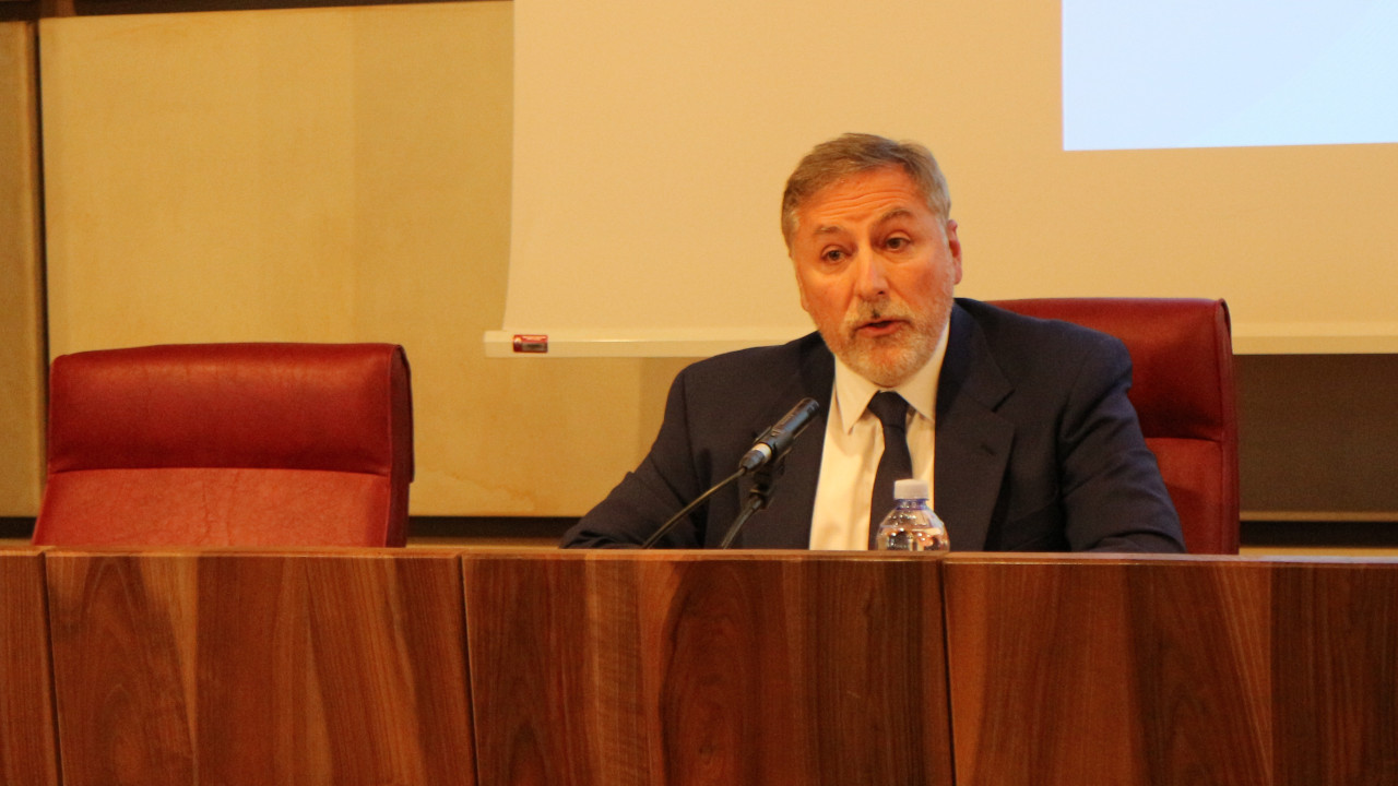 LAVORO IN VALLE D’AOSTA, PER LA CHAMBRE PIÙ ASSUNZIONI MA PERSONALE “INTROVABILE” 2 Roberto Sapia, presidente della Chambre Valdôtaine