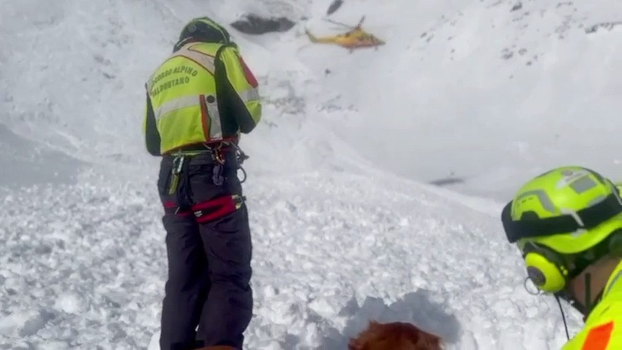 HOMEPAGE 16 I soccorritori del SAV impegnati sulla Becca di Nana