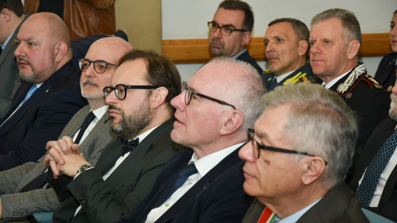 Le autorità regionali presenti alla cerimonia