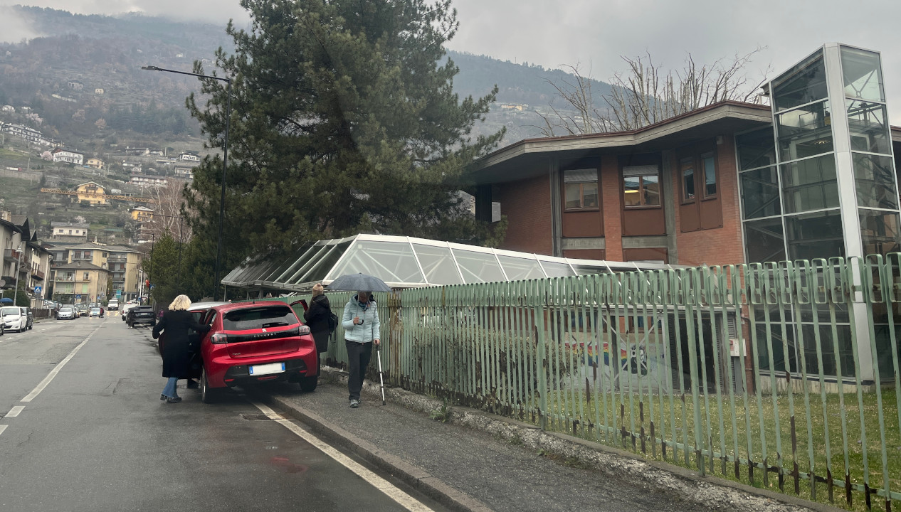 La biblioteca comunale di viale Europa ad Aosta