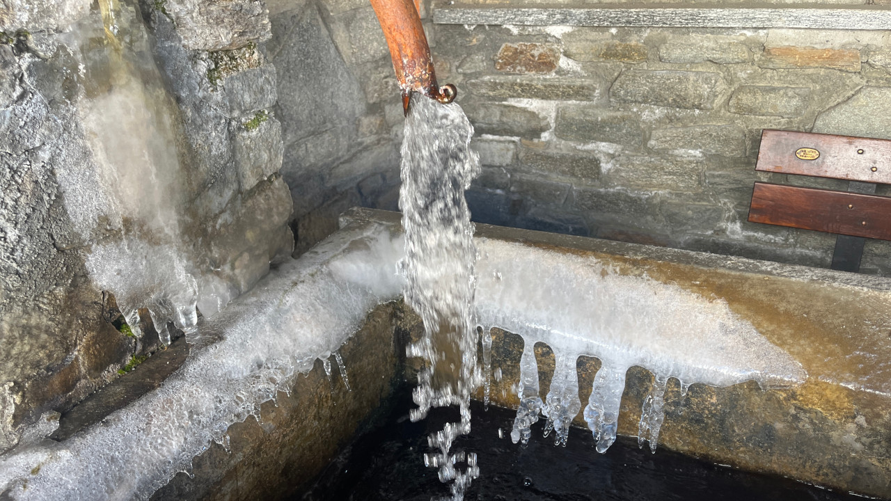 HOMEPAGE 18 Una fontana ghiacciata