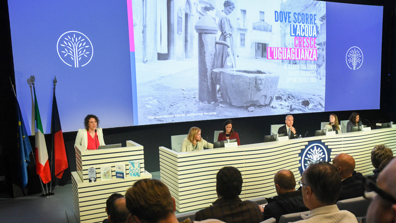 Il tavolo del convegno del BIM organizzato all'UniVdA