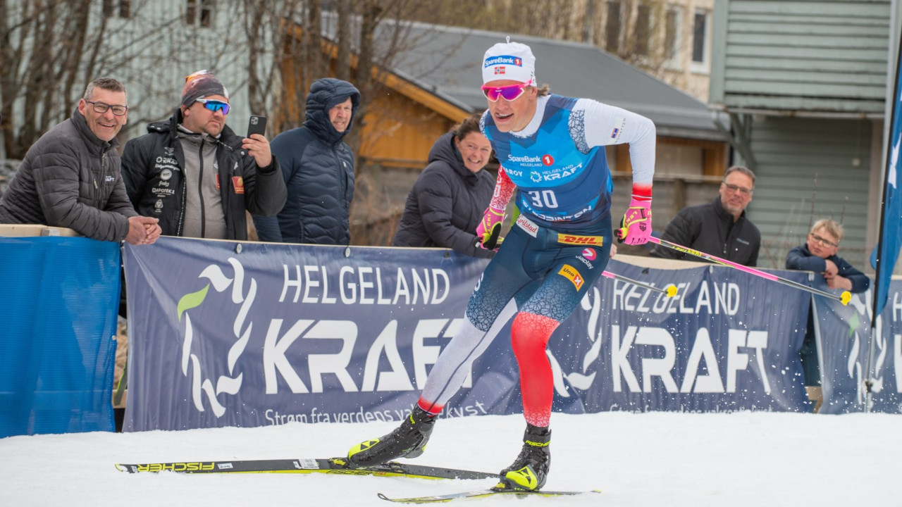 PER PELLEGRINO UN'ULTIMA SFIDA A KLÆBO: ADDIO ALLA CARRIERA ALLA BYSPRINTEN 1 Johannes Klæbo alla Bysprinten 2025 di Mosjøen