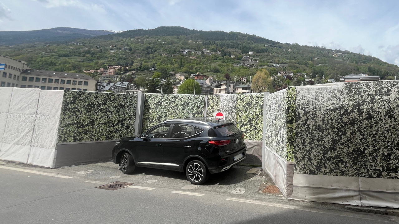L'ingresso dell'area dove sorgerà il nuovo ospedale