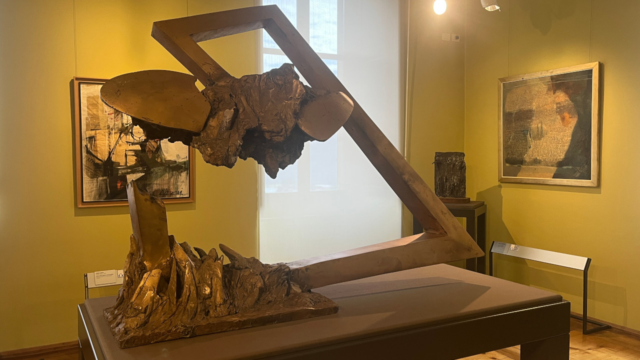 'Il dente del Gigante' di Riccardo Cordero in esposizione permanente al Castello Gamba