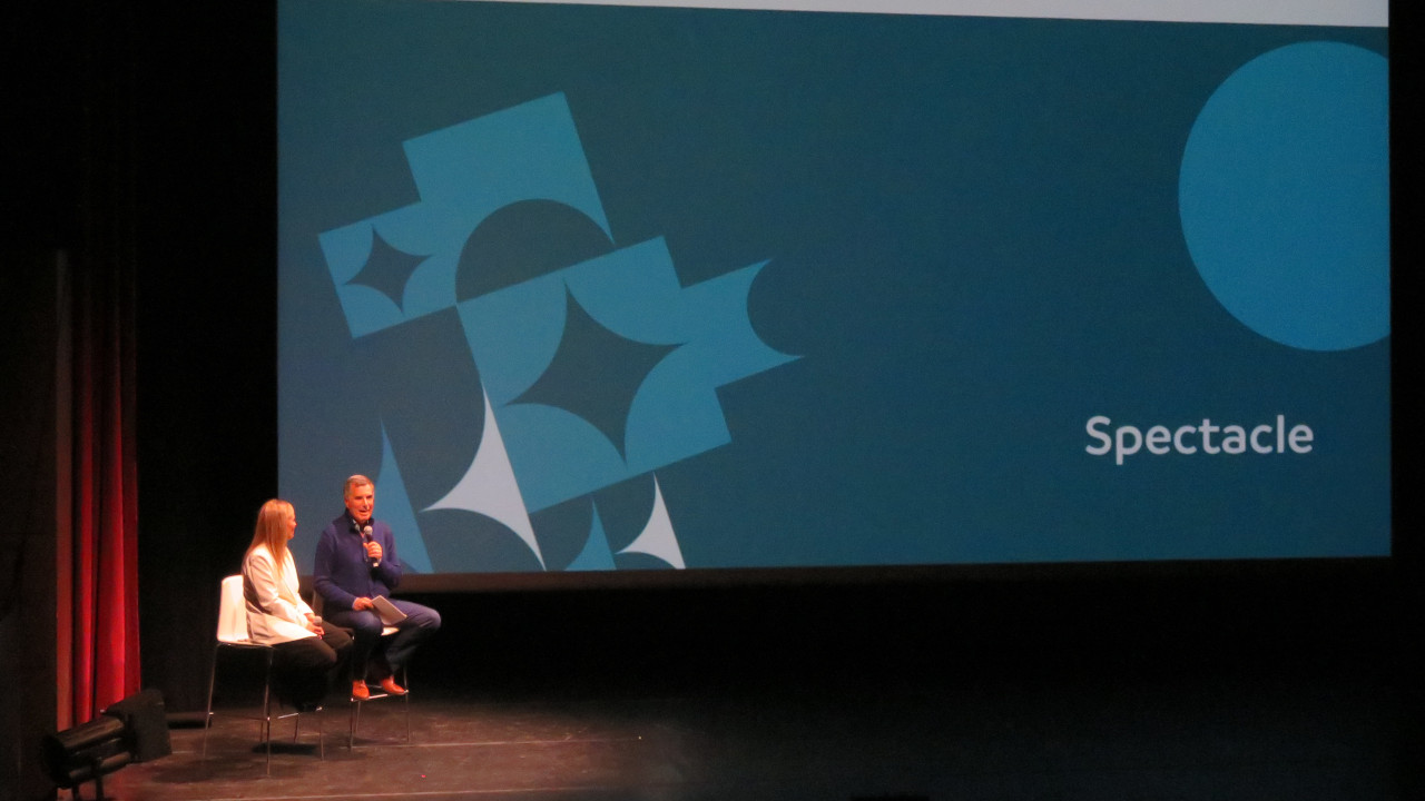 Alessia Favre e Giorgio Gallione alla presentazione della Saison Culturelle 2025-2026