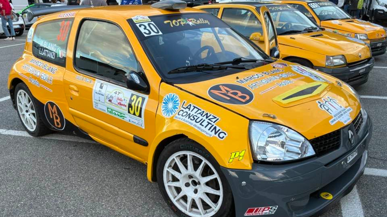La Renault Clio S16 di Marco Blanc e Luca Lattanzi