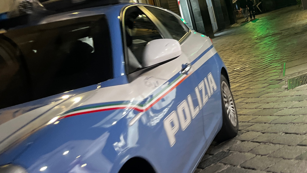 Una 'volante' della Squadra mobile della Questura di Aosta