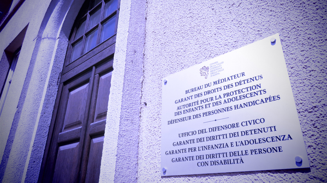 L'ingresso dell'Ufficio difesa civica della Valle d'Aosta
