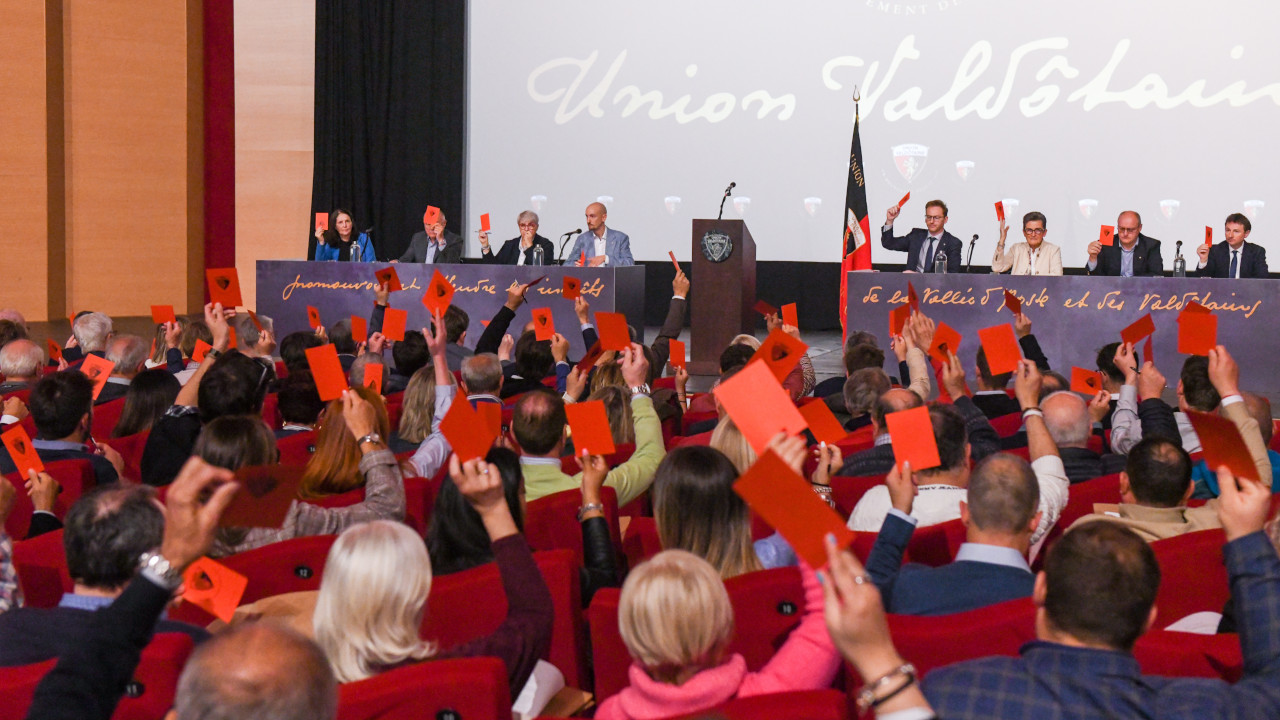 Un momento di votazione al congrés UV di Courmayeur