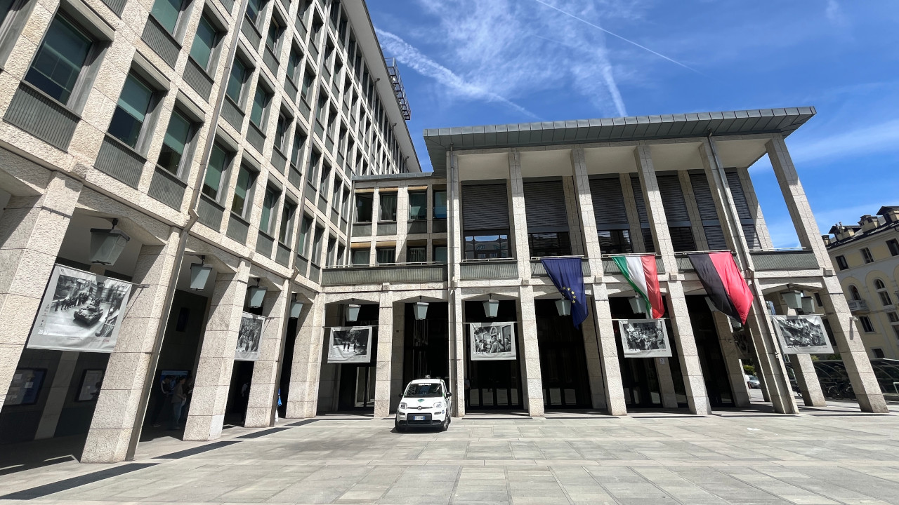 Palazzo regionale ad Aosta durante il Consiglio Valle