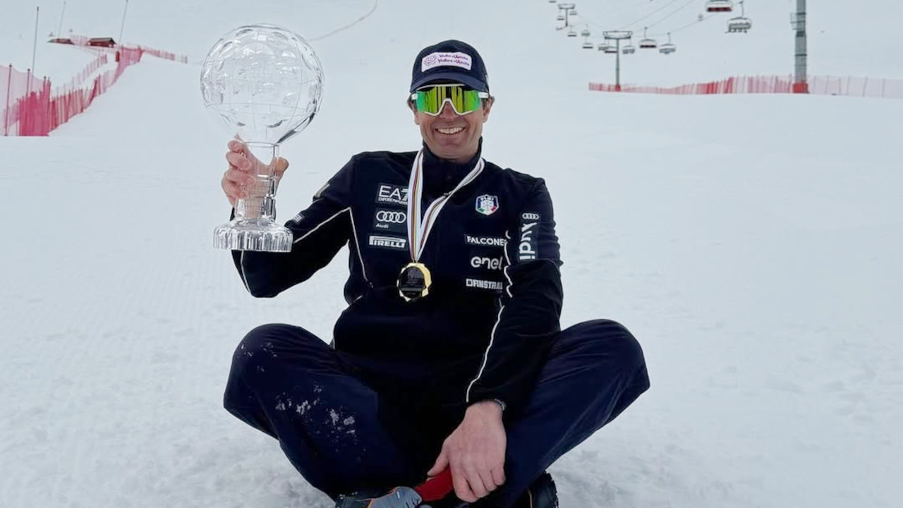 BRIGNONE GUIDA LA PATTUGLIA VALDOSTANA NELLE NAZIONALI FISI 2026/2027 8 Simone Origone con la Coppa del Mondo di sci di velocità 2025