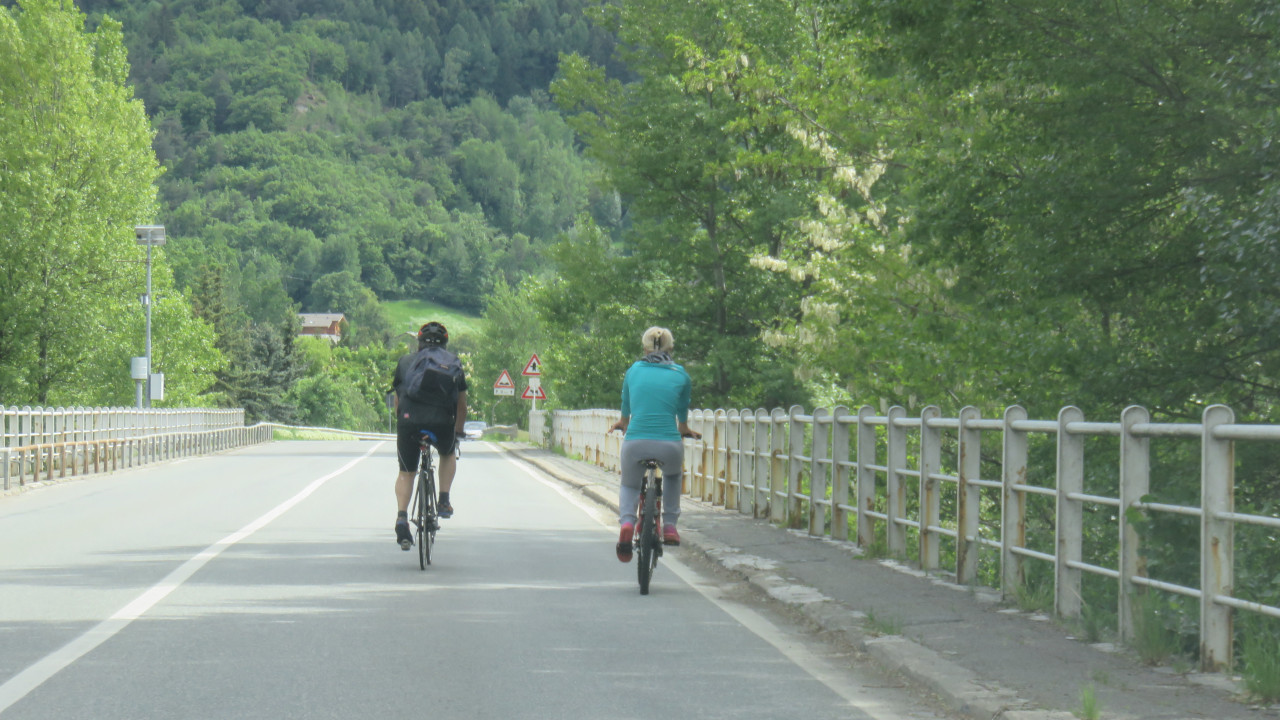 Ciclisti a Pollein