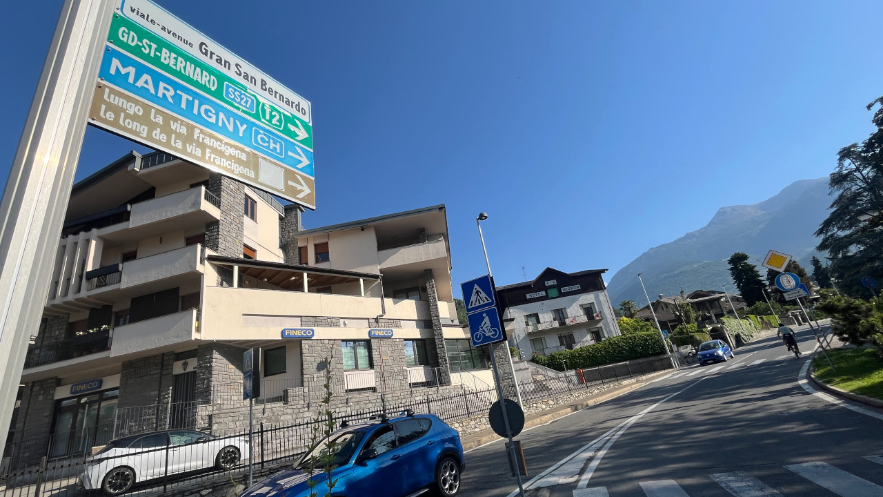 L'inizio di viale Gran San Bernardo ad Aosta