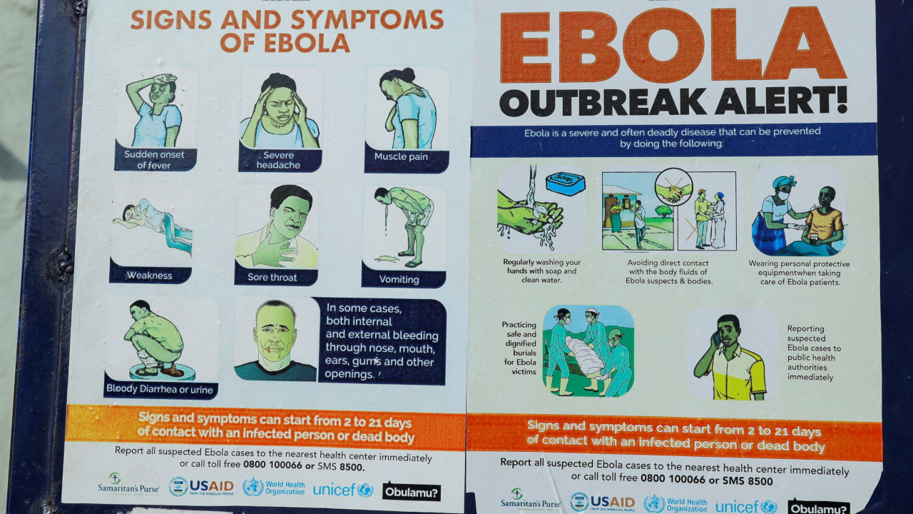 Un cartello informativo sul virus Ebola